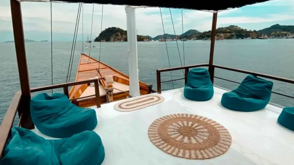 boat-amore-3.webp