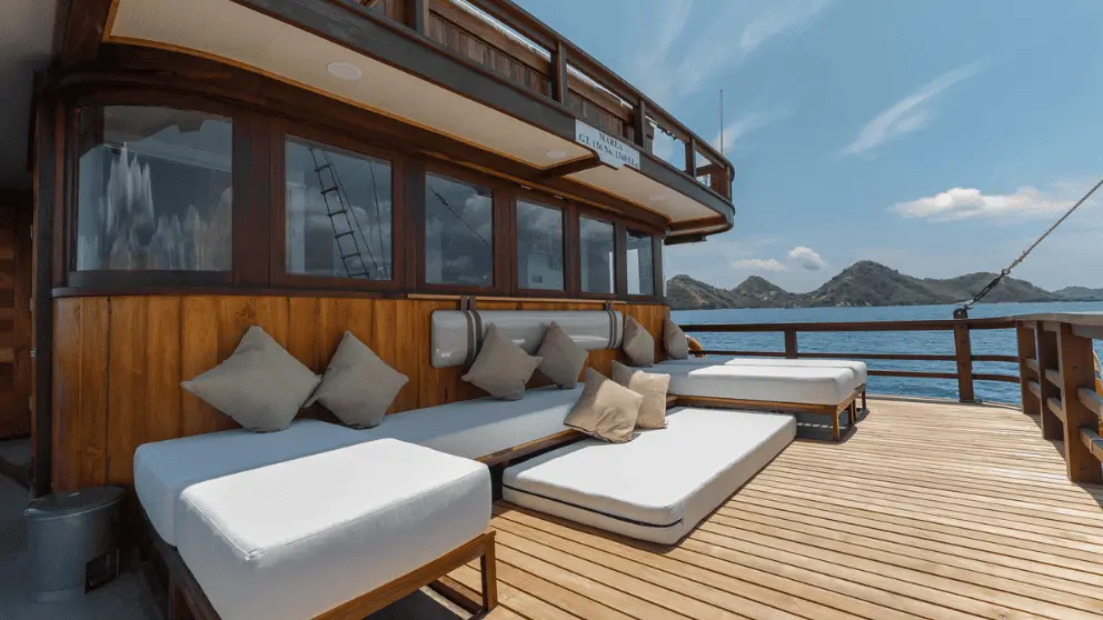 front-boat-marea.webp