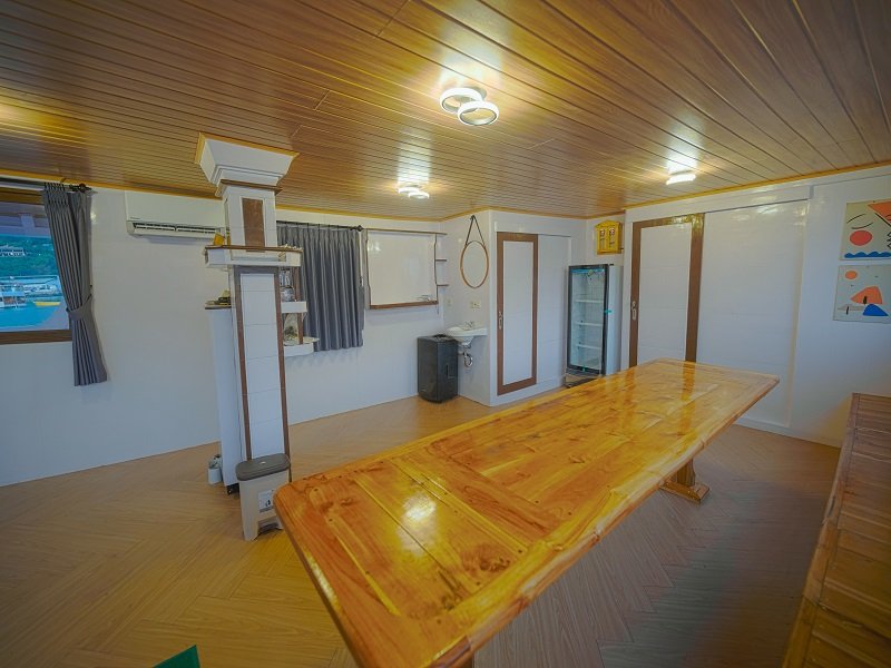 indoor-restaurant1.jpg