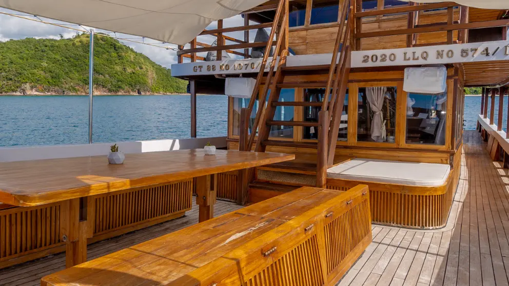 phinisi-trip-komodo.webp