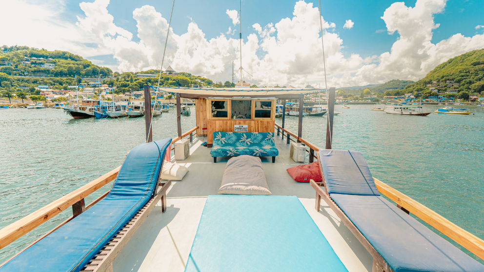 tour-komodo-pesona-bajo.png